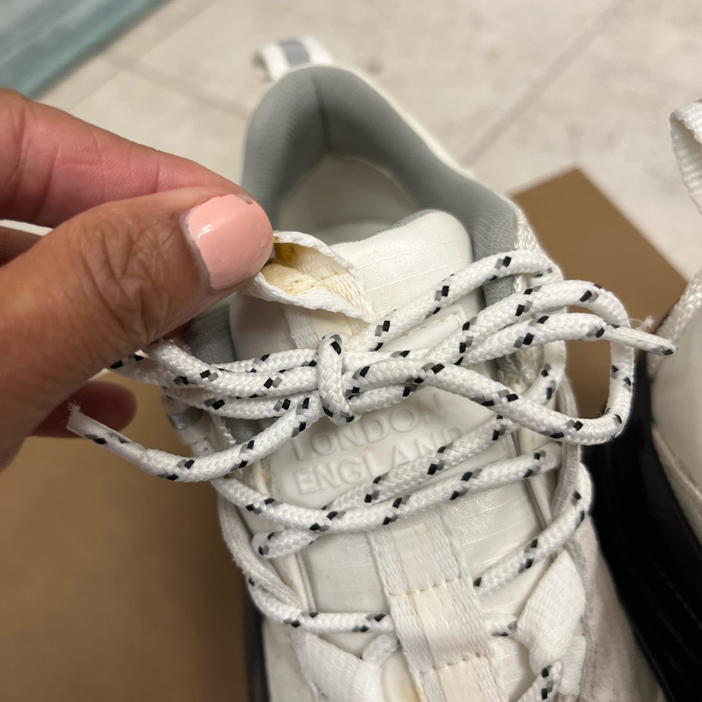 Burberry low top sneakers - Picture 5 of 11